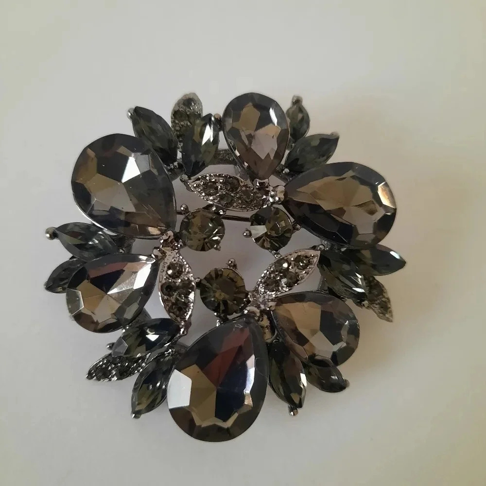Unbranded Black Gray Rhinestones Pendant Brooch